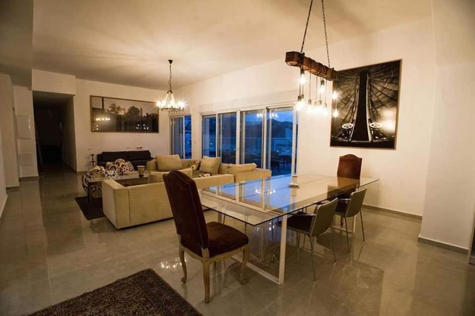 Vip Pentathoses Eilat
